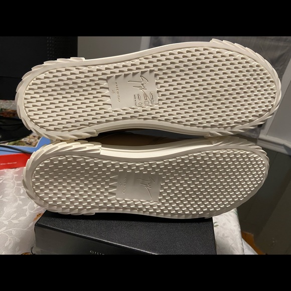 NEW Giuseppe Zanotti Blabber Leather Sneaker - Picture 8 of 13